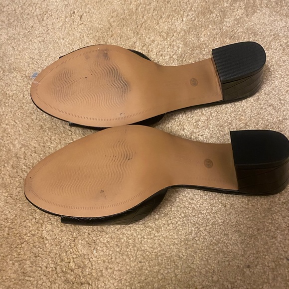 Steven by Steve Madden slip on/mule size 8 1/2 croc embossed leather. - Picture 5 of 5